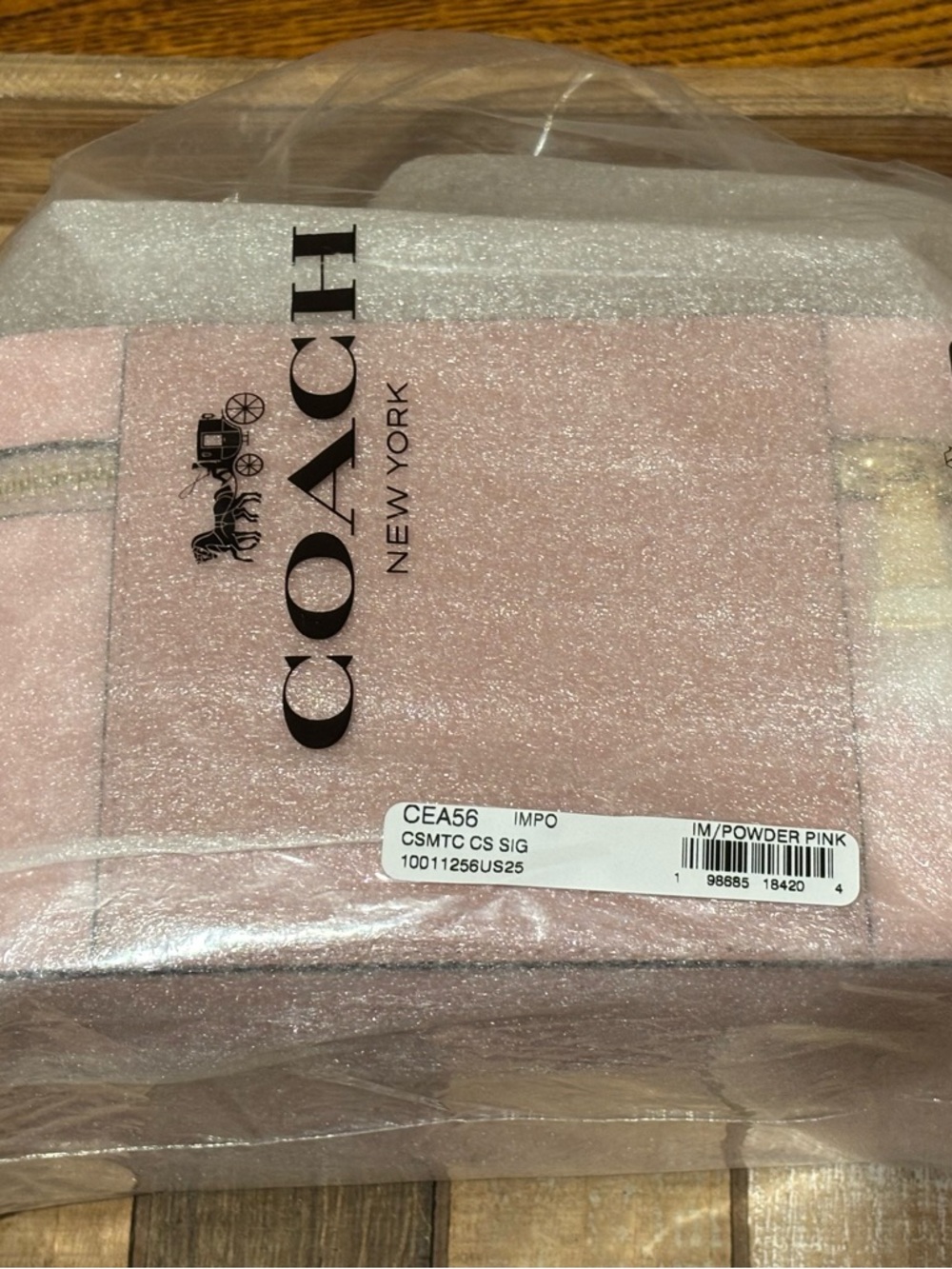 NWT 2026 Coach Cosmetic Case In Signature Canvas | Gold/Powder Pink CEA56 - Picture 10 of 10